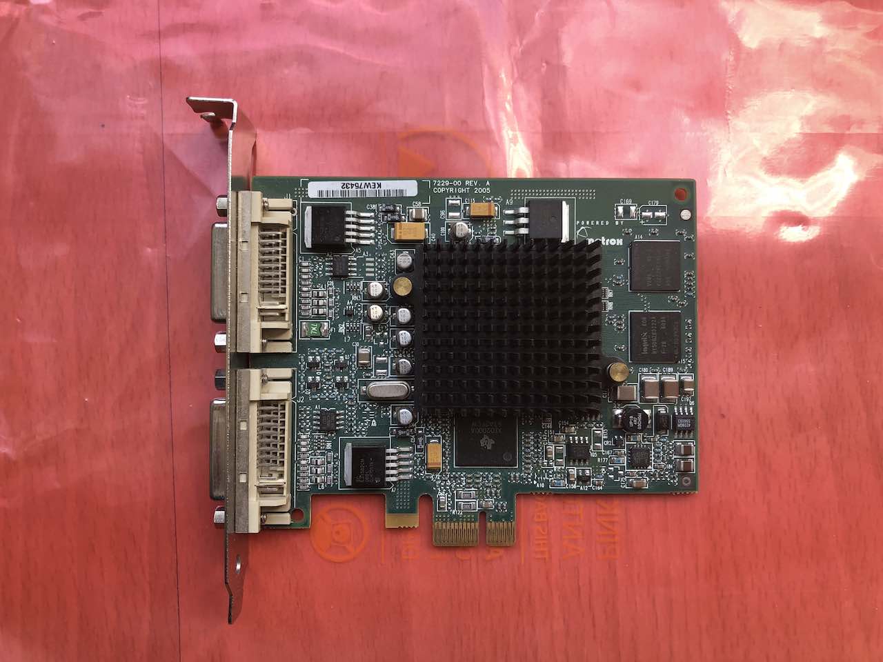 G550-PCI-E-1.jpg